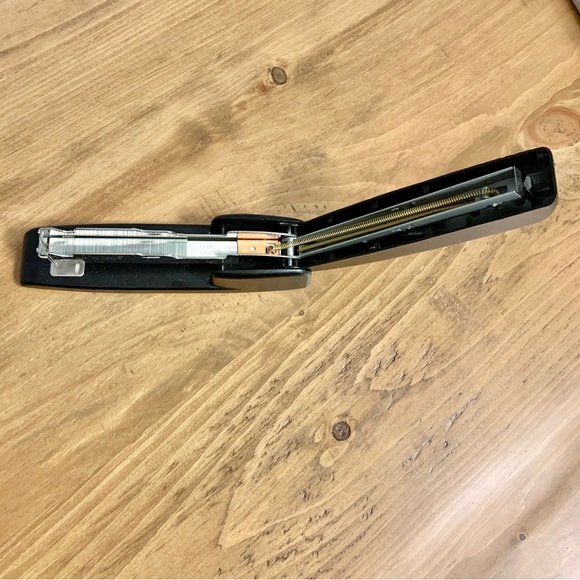 Vintage Swingline 747xx 25 Sheet Matt Black Full Strip Desk Stapler/Staples Lot - Picture 4 of 13